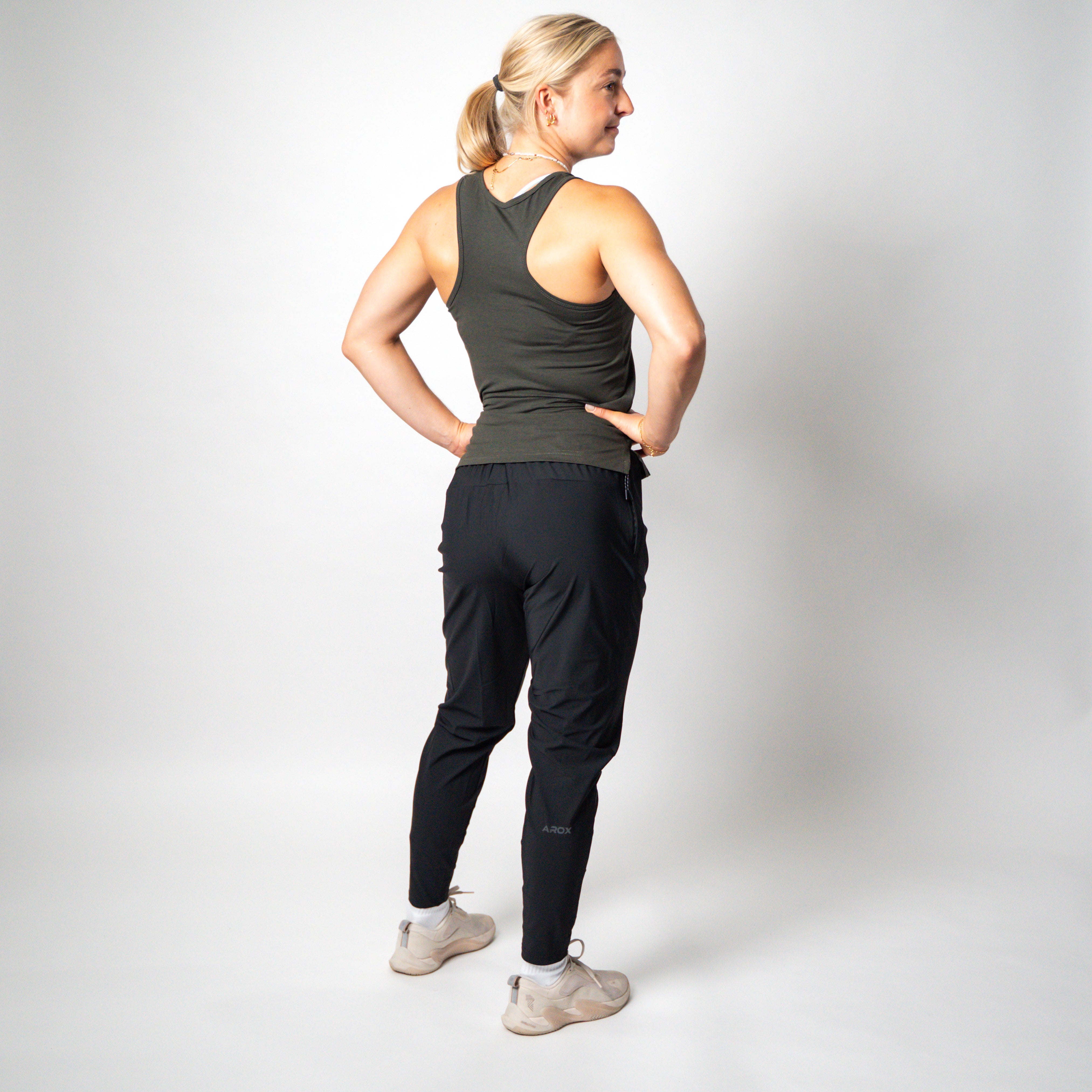 Unisex performance pants