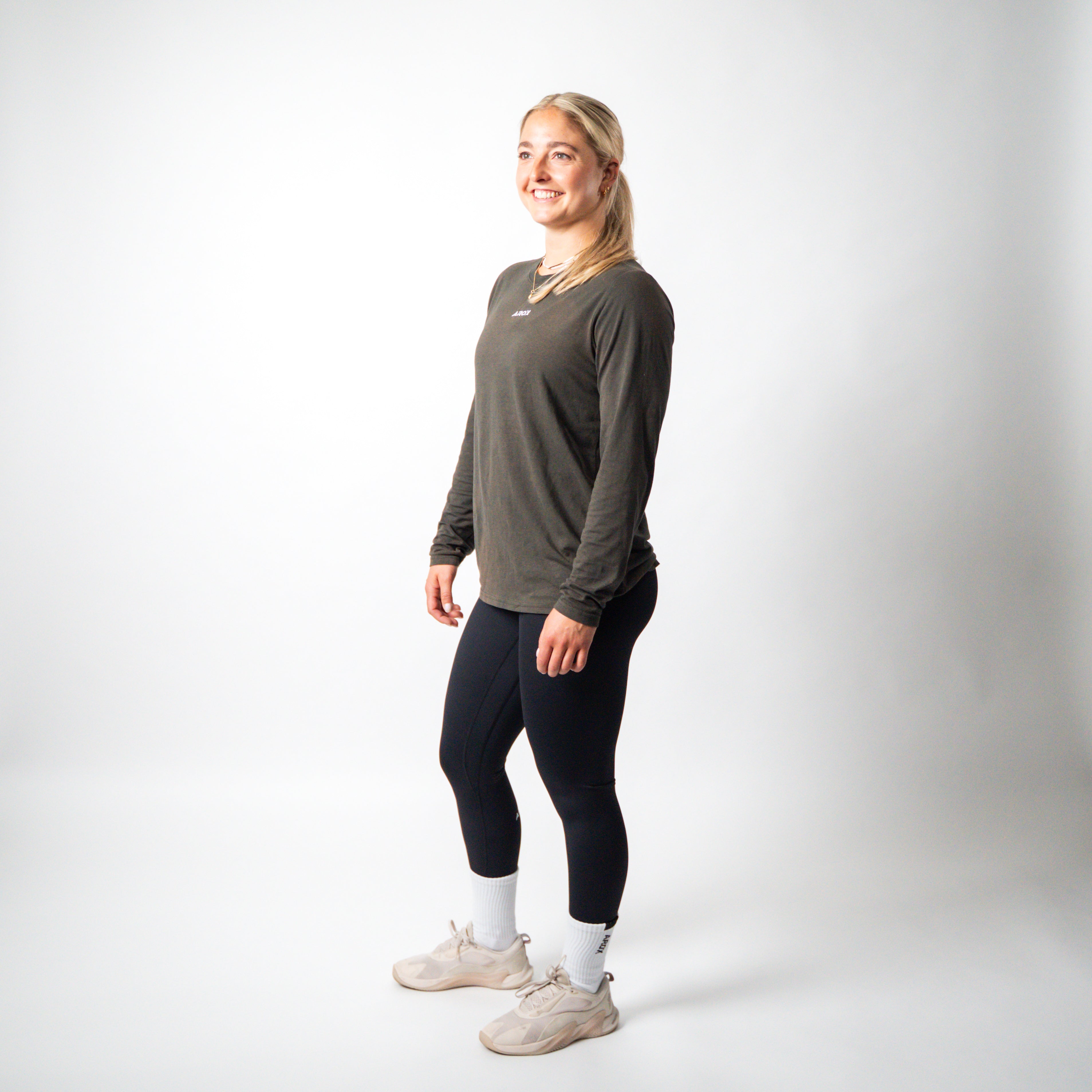 SportsTech women long sleeve (Dark brown)