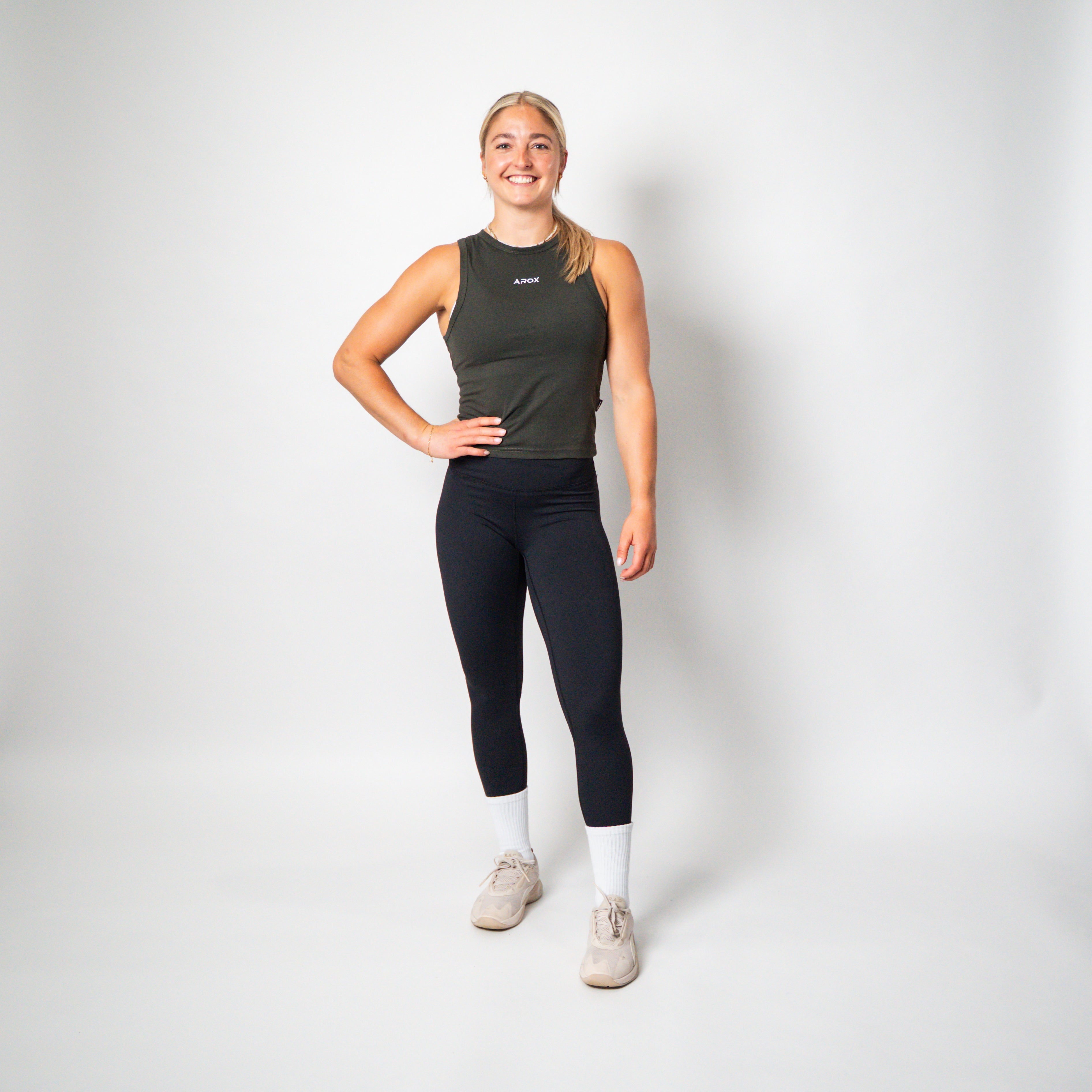 SportsTech women top (Dark brown)